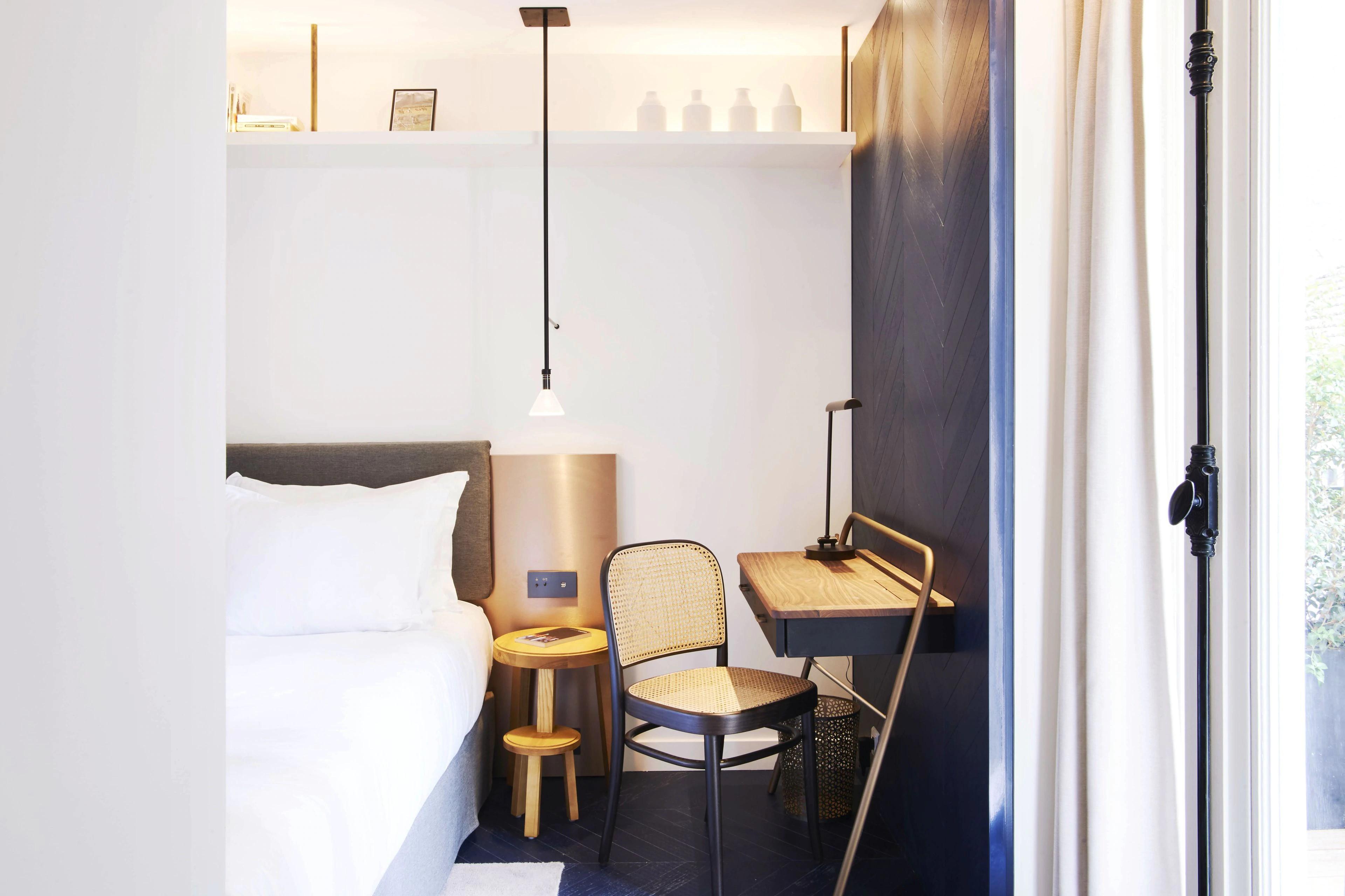 Perpetual Elysee Montaigne Paris Exterior photo